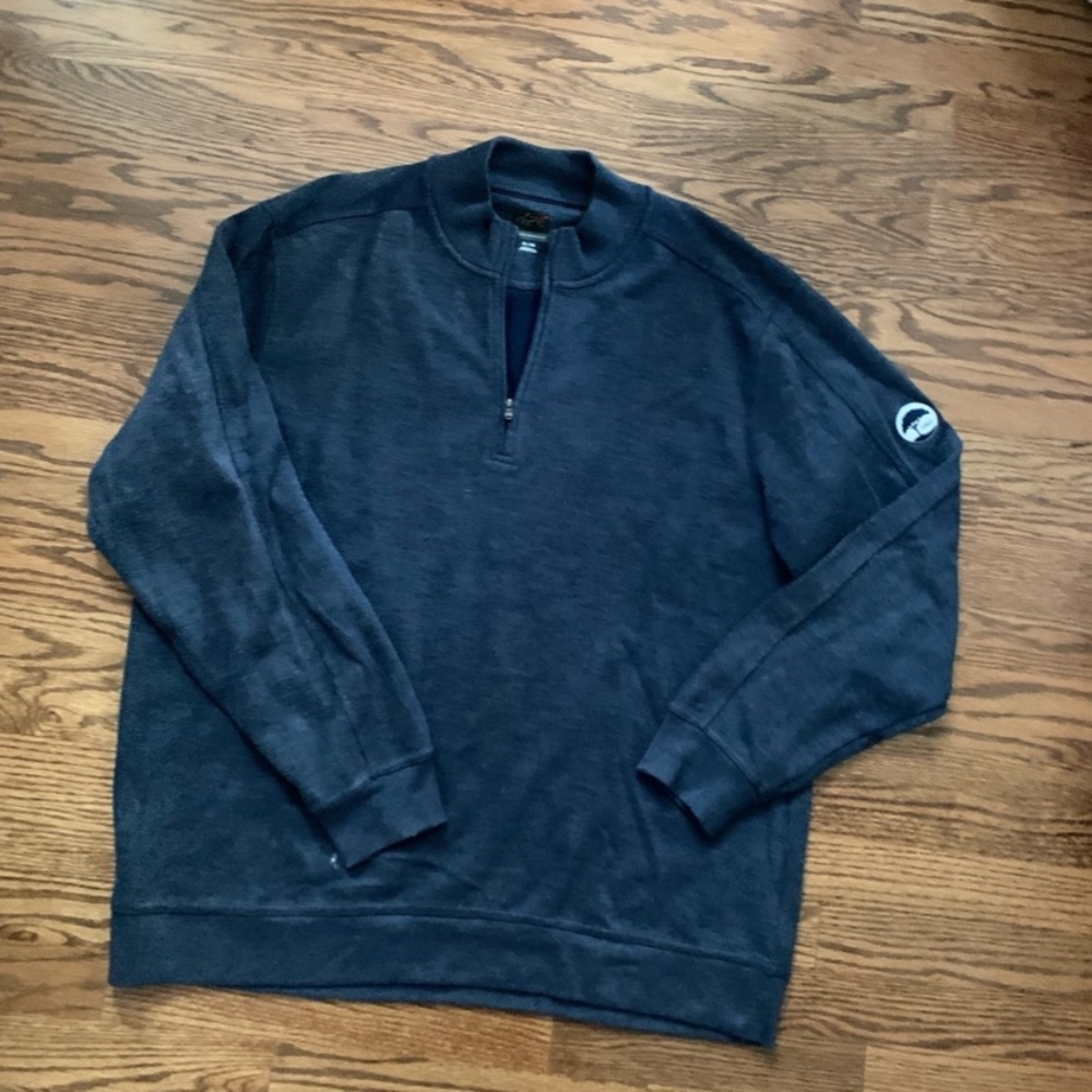 Men’s quarter zip sweatshirt